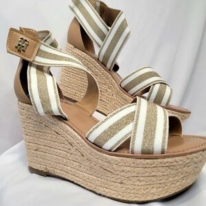 Tommy Hilfiger Women’s Theia Gold Espadrill Size 8